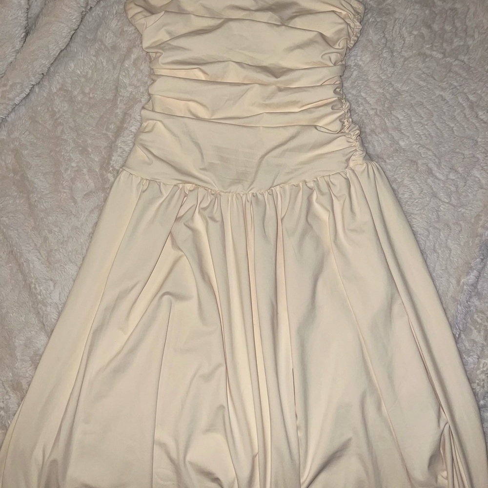 SHEIN Strapless Cream Dress - Picture 3 of 3